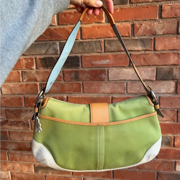 Coach Y2K SoHo Daisy in green with white leather trim - Picture 2 of 10